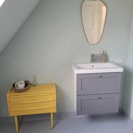 Bed & Breakfast Atma - Cozy And Simple *