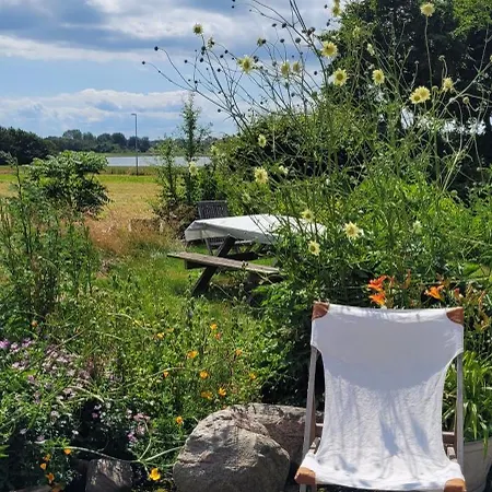 Atma - Cozy And Simple Bed & Breakfast